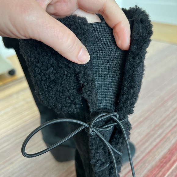 Fendi Suede Winter Boots with Shearling Top - Picture 3 of 13